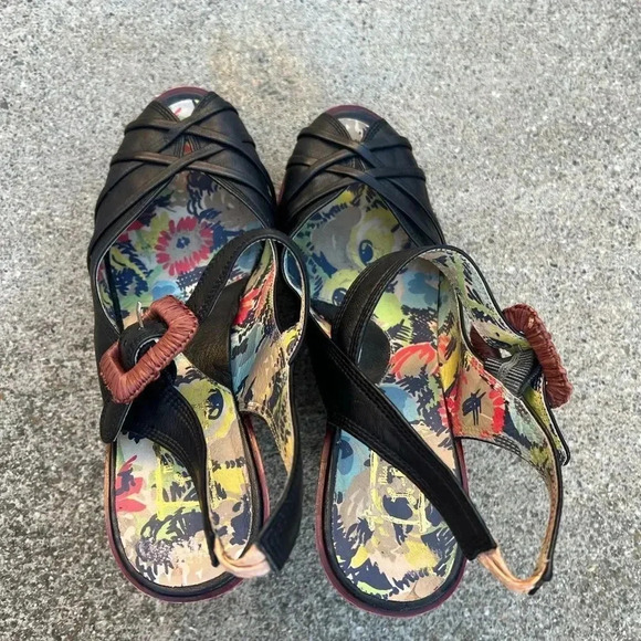 Miss L-Fire Rockabilly Brown Leather Wood
Heel Platform Sandals RARE - Picture 4 of 5